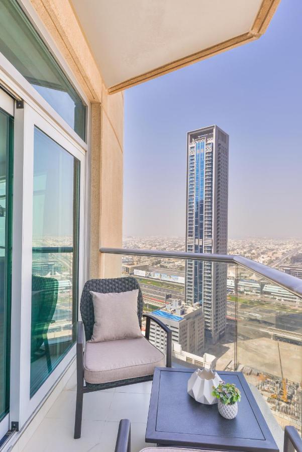 Апартаменты Lofts - Downtown Luxury - 5 Min Walk To Dubai Fountain! Экстерьер фото